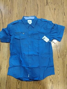 Mens nwt rugged shirt button down Solid blue Short Sleeve 100% Cotton Button